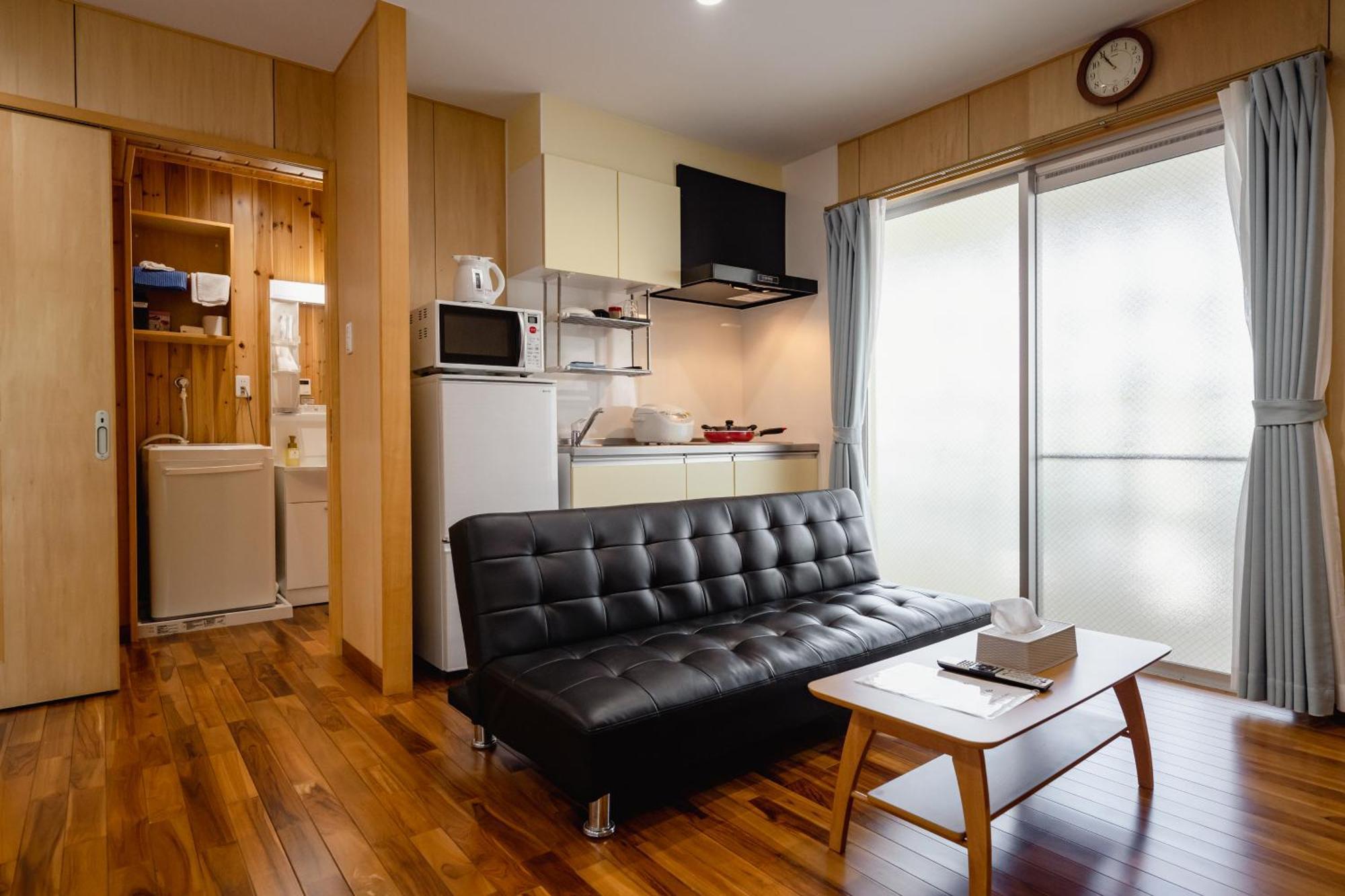 Guest House Kawamitsu Miyakojima  Ngoại thất bức ảnh