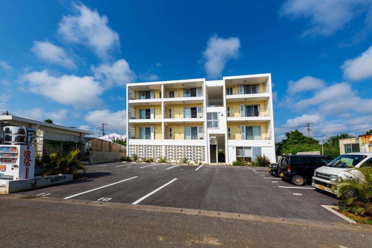 Guest House Kawamitsu Miyakojima  Ngoại thất bức ảnh