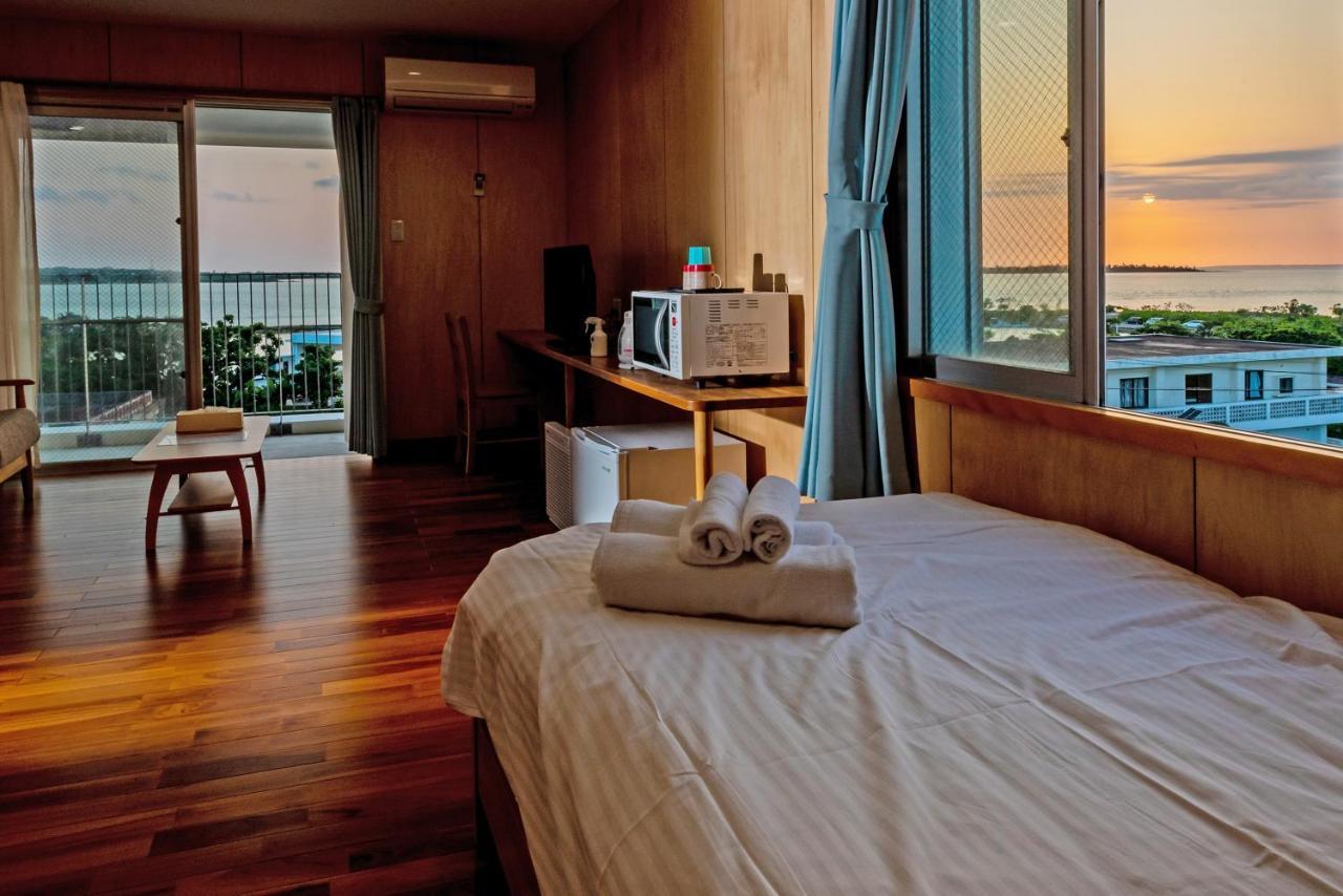 Guest House Kawamitsu Miyakojima  Ngoại thất bức ảnh